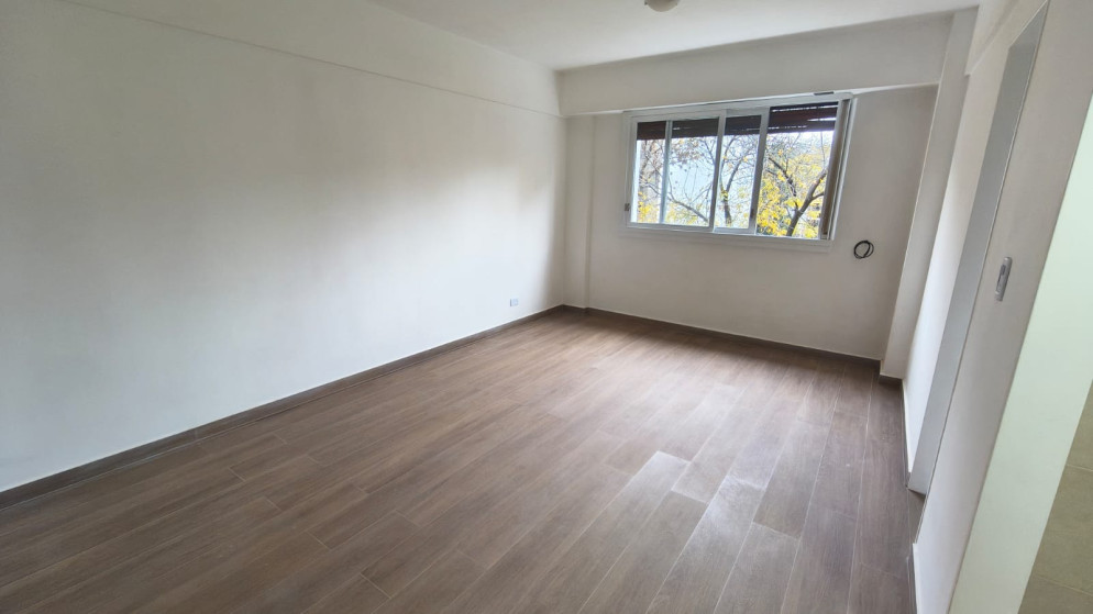 Departamento y oficina en Alquiler